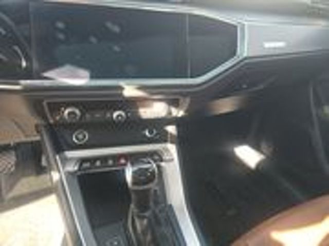 2022 Audi Q3 Premium - 22975002 - 3