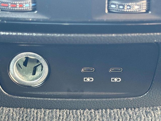 2022 Audi Q3 Premium 40 TFSI quattro - 22975307 - 27