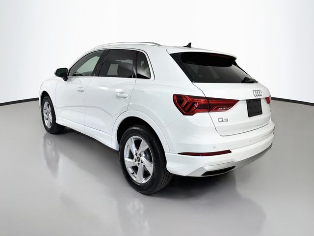 2022 Audi Q3