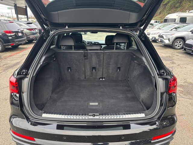 2022 Audi Q3 S line Premium 45 TFSI quattro - 22952303 - 10