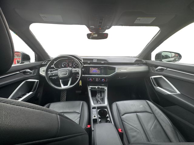 2022 Audi Q3 S line Premium 45 TFSI quattro - 22952303 - 11