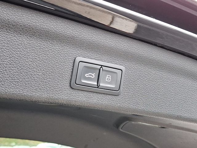 2022 Audi Q3 S line Premium 45 TFSI quattro - 22946546 - 27