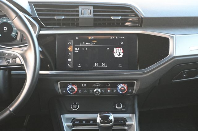 2022 Audi Q3 S line Premium Plus 45 TFSI quattro - 22950948 - 9