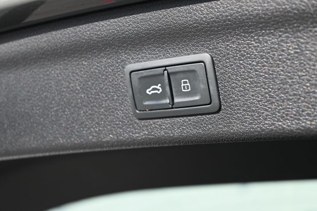 2022 Audi Q3 S line Premium Plus 45 TFSI quattro - 22950948 - 17