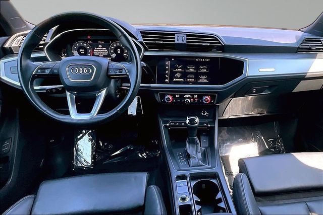 2022 Audi Q3 S line Premium Plus 45 TFSI quattro - 23063312 - 18