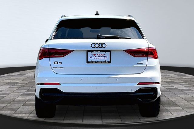 2022 Audi Q3 S line Premium Plus 45 TFSI quattro - 23063312 - 5