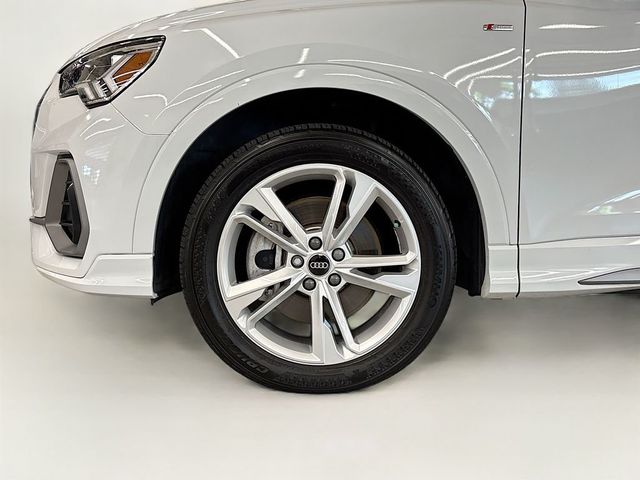2022 Audi Q3 S line Premium Plus 45 TFSI quattro - 23051822 - 24