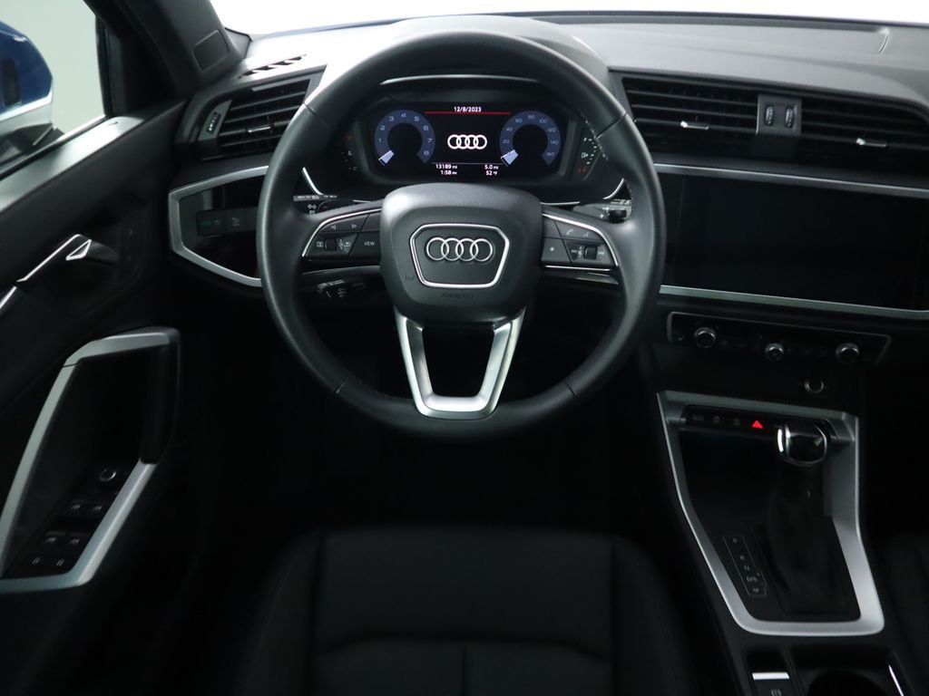 Audi Q3 d'occasion reconditionnée - 45 TFSIe 245 Stronic 6 Sline Suréquipée  - 5 portes - Hybride essence rechargeable - rv751702 - Aramisauto