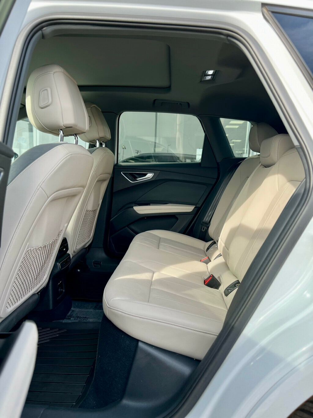 2022 Audi Q4 e-tron Premium 50 quattro - 22980567 - 14