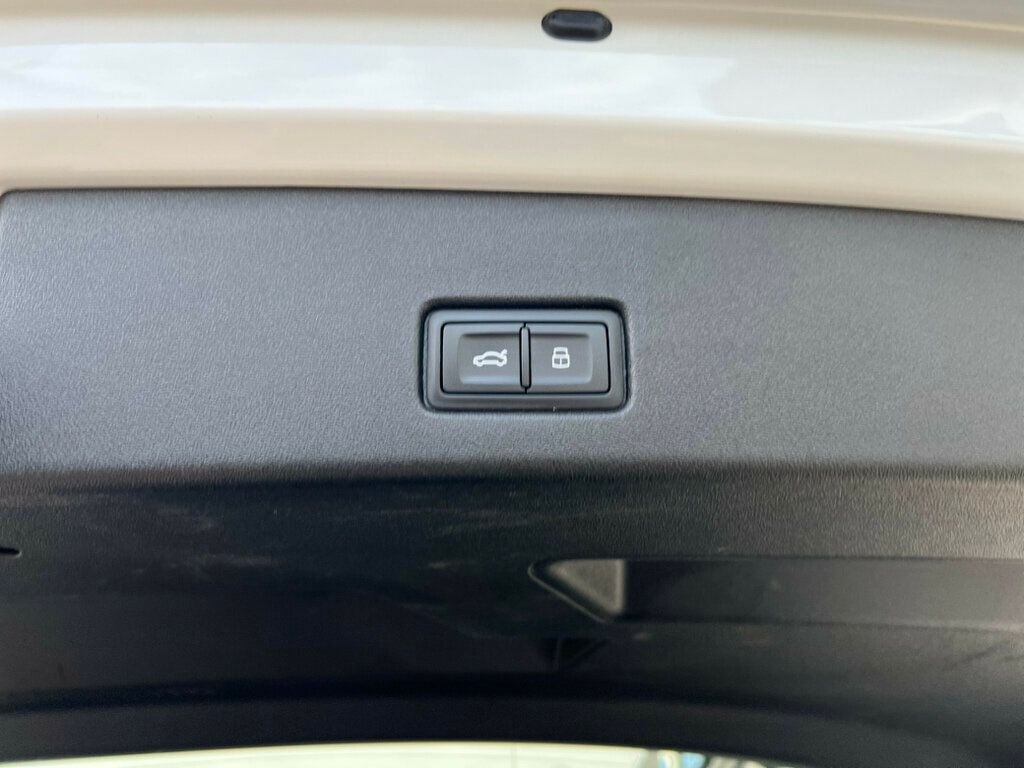 2022 Audi Q4 e-tron Premium 50 quattro - 22980567 - 8