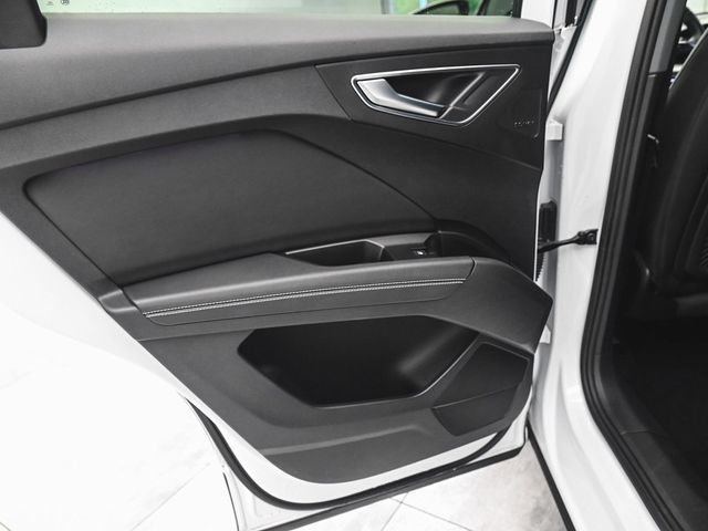 2022 Audi Q4 e-tron Premium Plus - 22918069 - 10