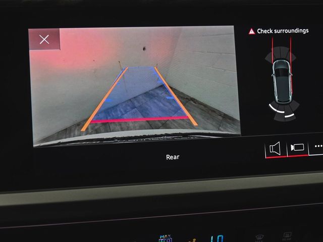 2022 Audi Q4 e-tron Premium Plus - 22918069 - 16