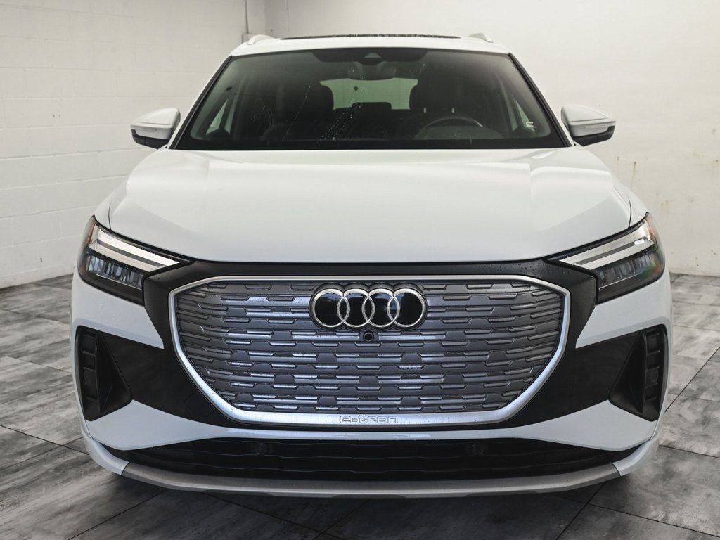 2022 Audi Q4 E-tron Premium Plus photo 2