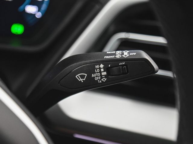 2022 Audi Q4 e-tron Premium Plus - 22918069 - 23