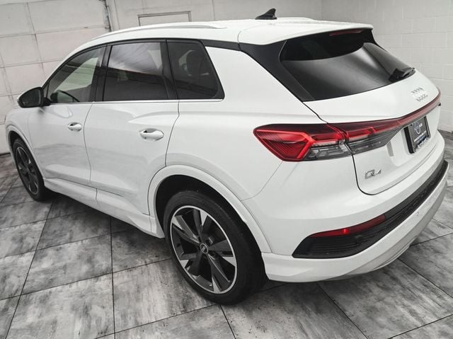 2022 Audi Q4 e-tron Premium Plus - 22918069 - 3