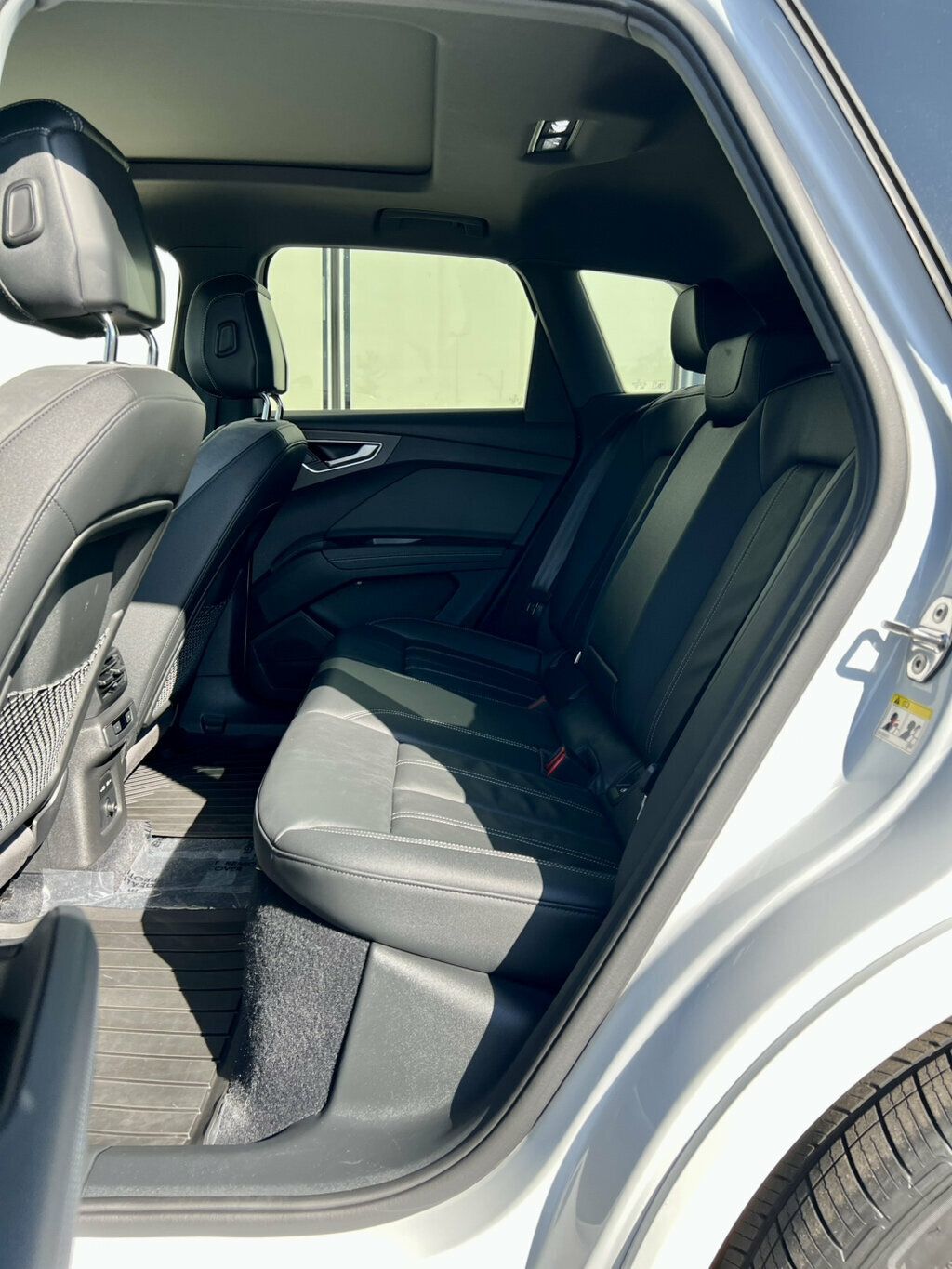 2022 Audi Q4 e-tron Premium Plus 50 quattro - 23052802 - 16