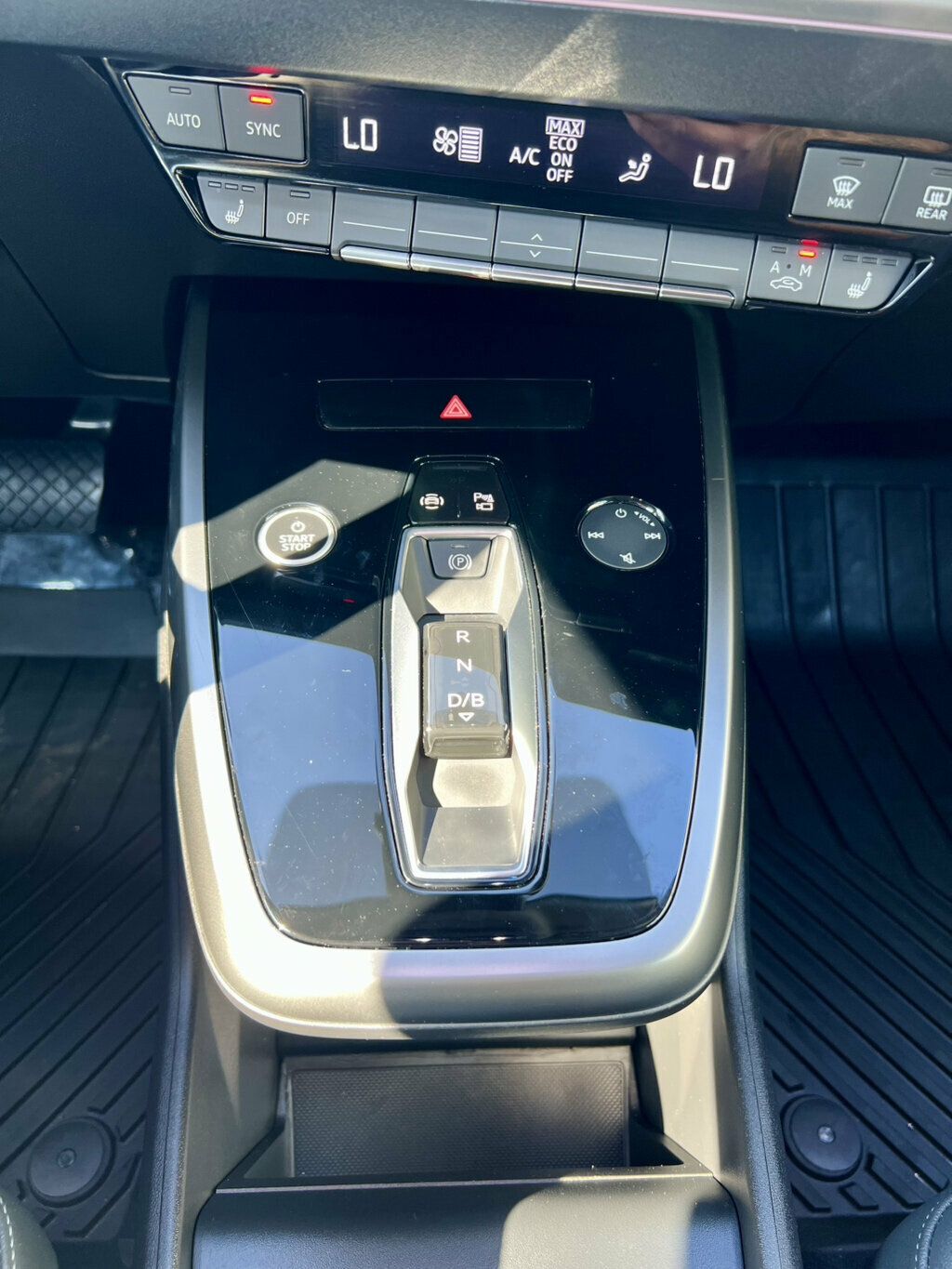 2022 Audi Q4 e-tron Premium Plus 50 quattro - 23052802 - 27