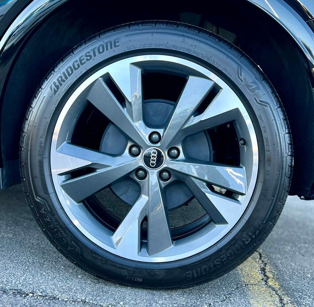 2022 Audi Q4 e-tron Premium Plus 50 quattro - 23061961 - 26