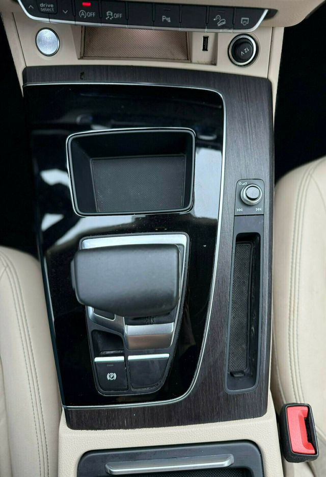 2022 Audi Q5 Premium Plus 40 TFSI quattro - 22945628 - 16