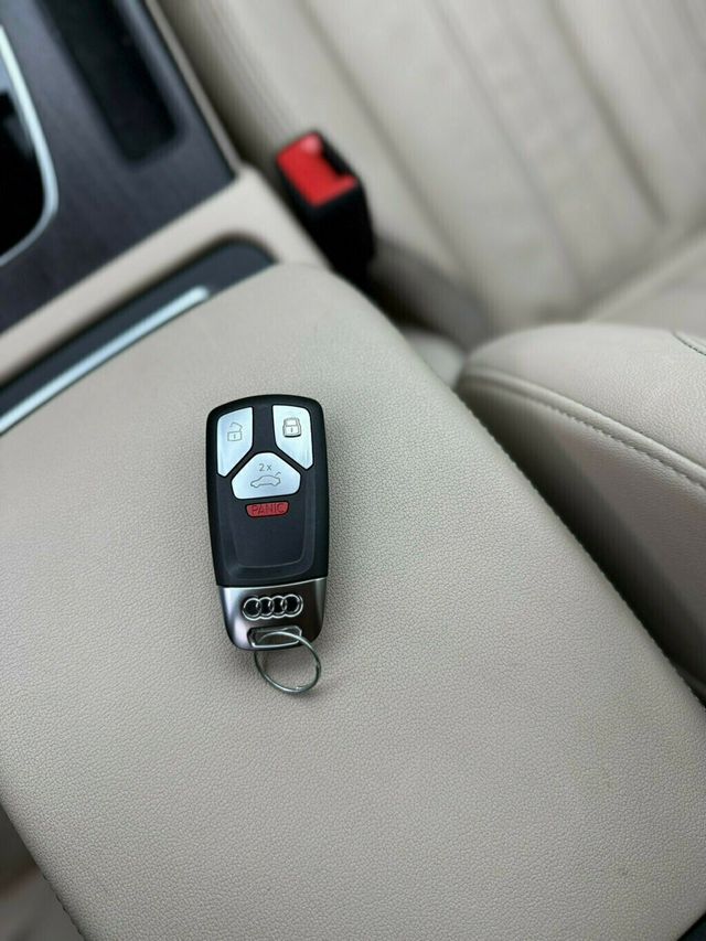 2022 Audi Q5 Premium Plus 40 TFSI quattro - 22945628 - 24