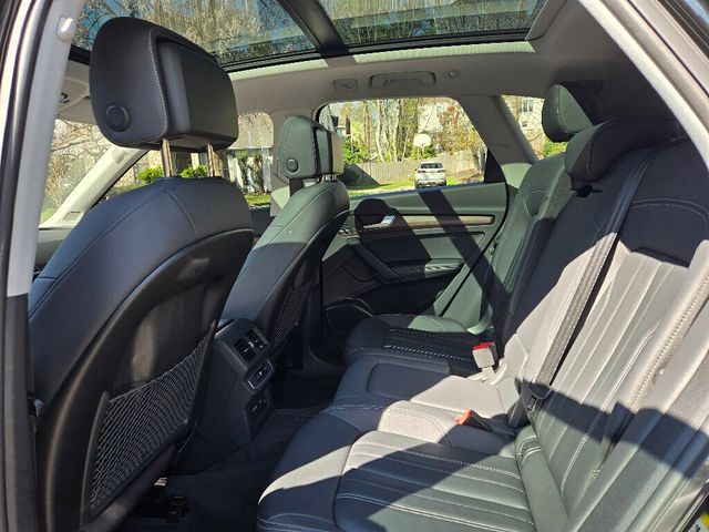 2022 Audi Q5 Premium Plus 40 TFSI quattro - 23005298 - 11