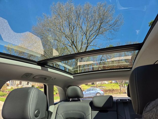 2022 Audi Q5 Premium Plus 40 TFSI quattro - 23005298 - 32