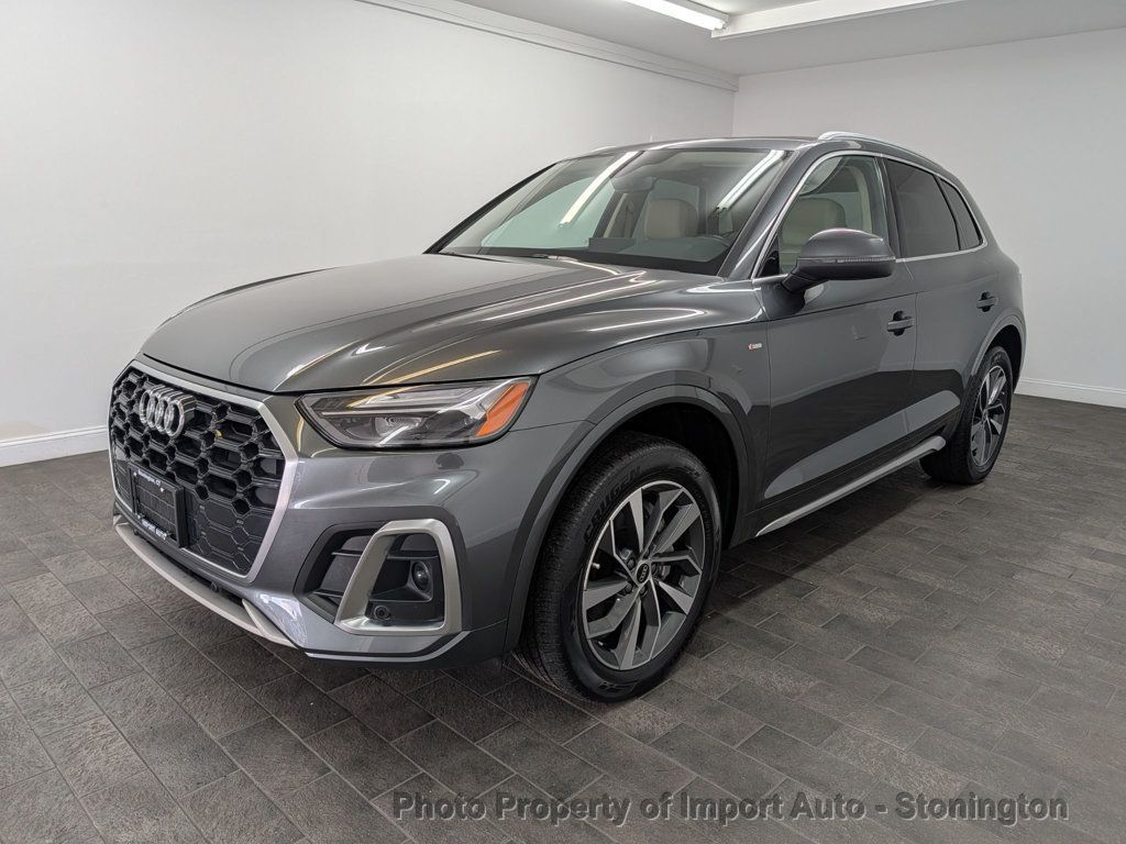 2022 Audi Q5 S line Premium photo 3