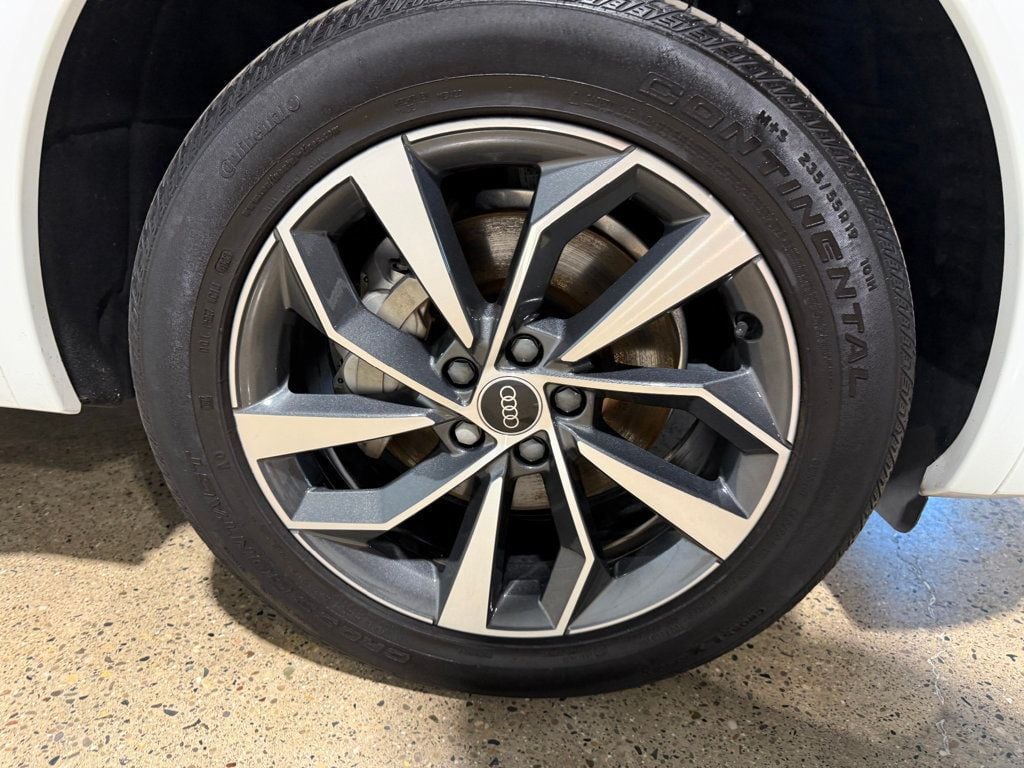 2022 Audi Q5 S line Premium 45 TFSI photo 11