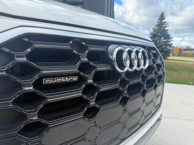 2022 Audi Q5 S line Premium 45 TFSI quattro - 22913077 - 11