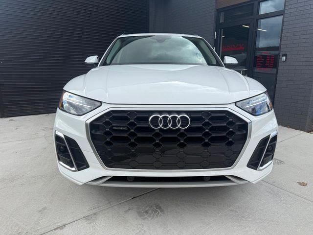 2022 Audi Q5 S line Premium 45 TFSI quattro - 22913077 - 1