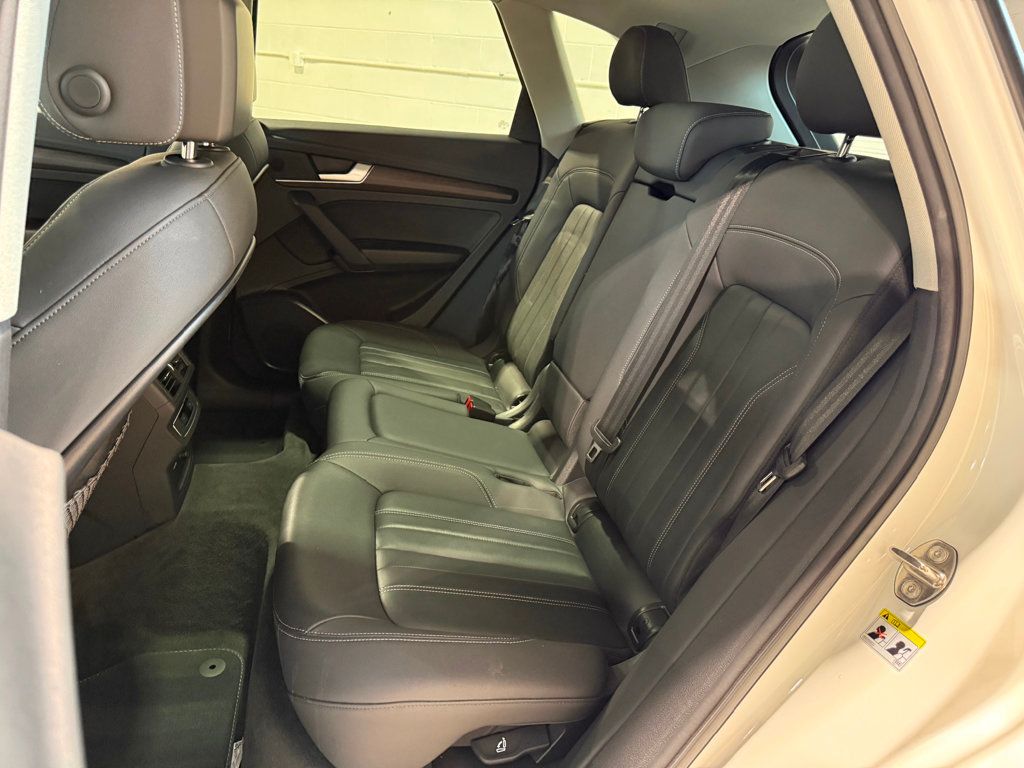 2022 Audi Q5 S line Premium 45 TFSI photo 20