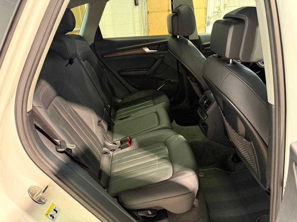 2022 Audi Q5 S line Premium 45 TFSI photo 25