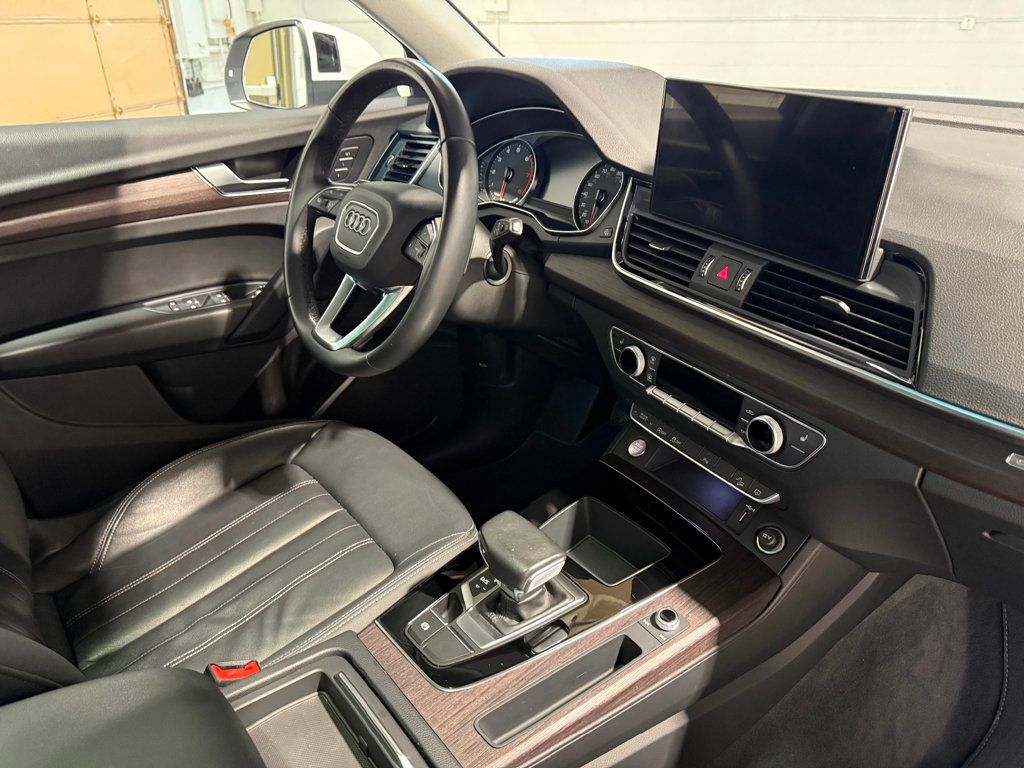 2022 Audi Q5 S line Premium 45 TFSI photo 31
