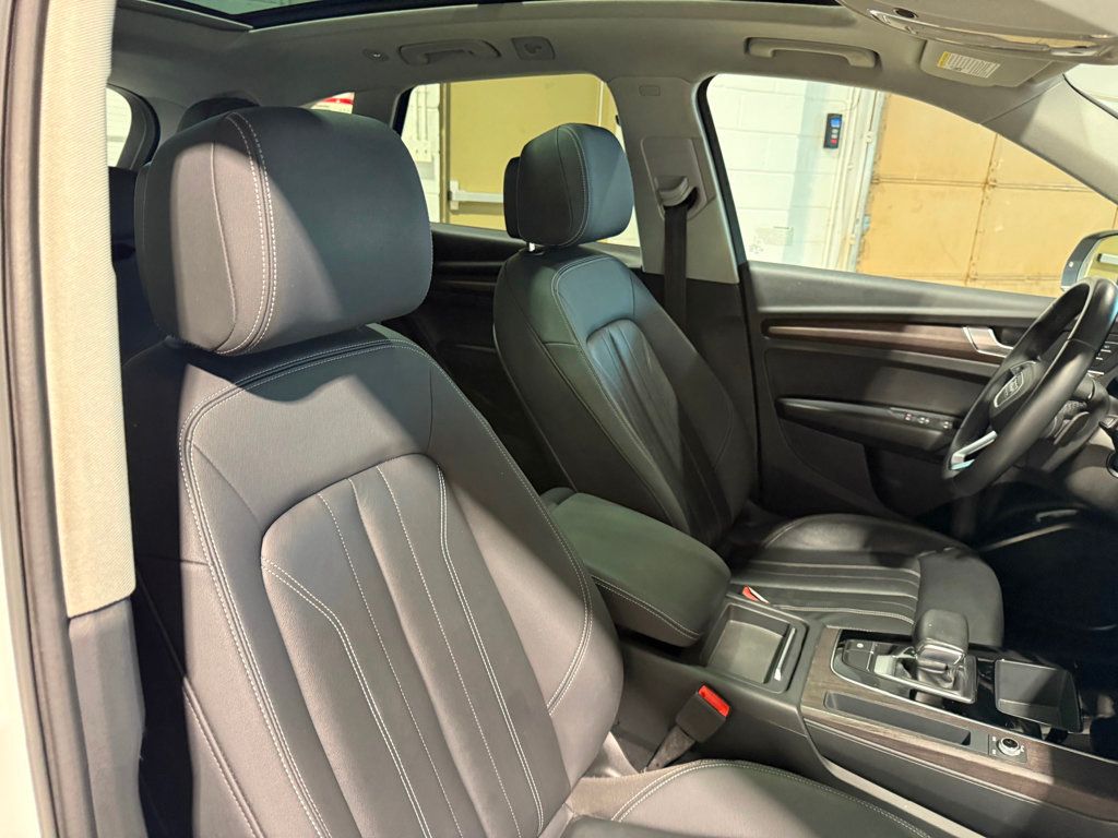 2022 Audi Q5 S line Premium 45 TFSI photo 35