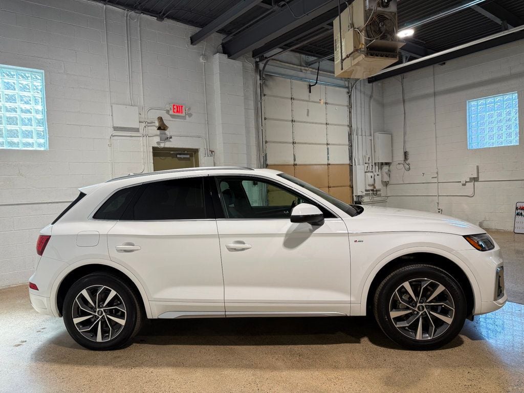 2022 Audi Q5 S line Premium 45 TFSI photo 5