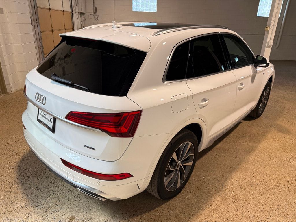 2022 Audi Q5 S line Premium 45 TFSI photo 6