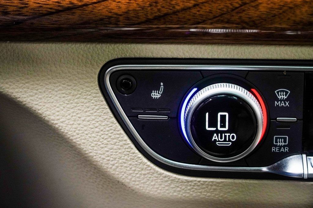 2022 Audi Q5 S line Premium 45 TFSI photo 19
