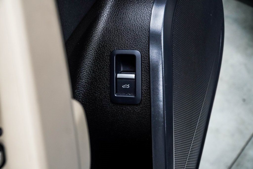 2022 Audi Q5 S line Premium 45 TFSI photo 29