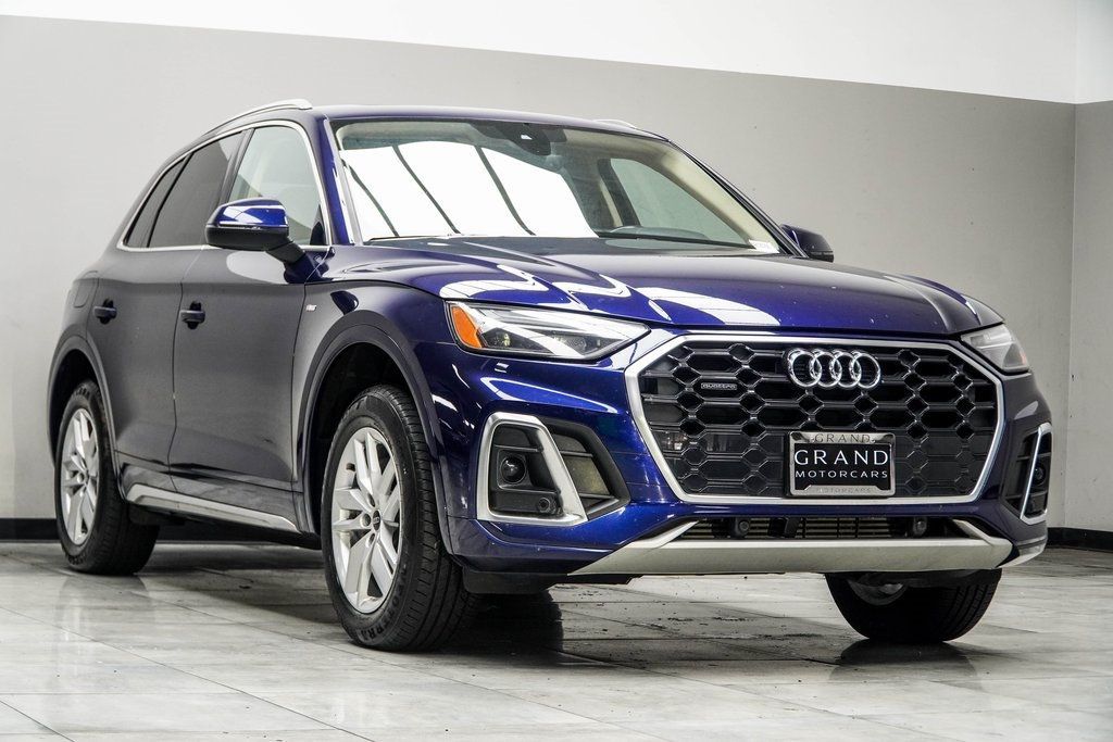 2022 Audi Q5 S line Premium 45 TFSI photo 3