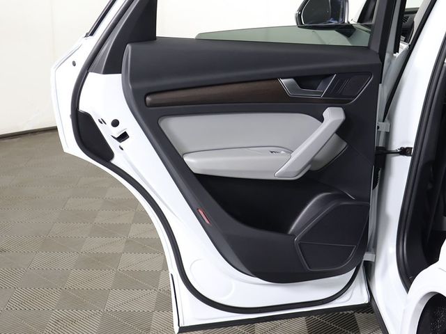 2022 Audi Q5 S line Premium 45 TFSI quattro - 23055054 - 26