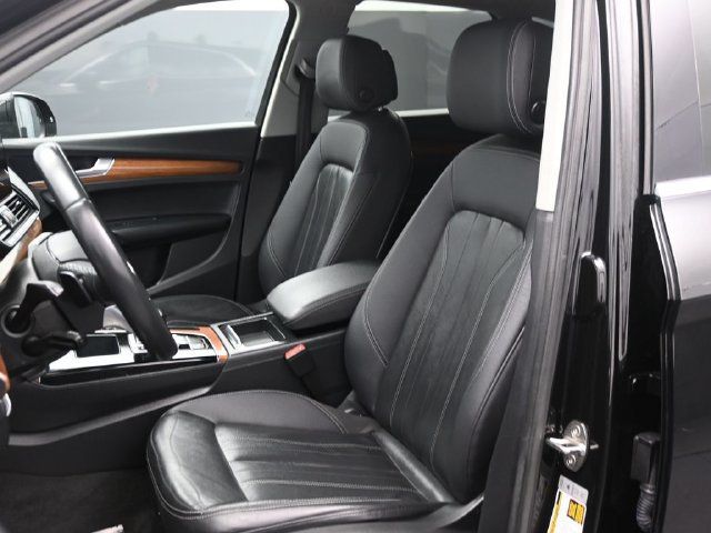 2022 Audi Q5 S line Premium 45 TFSI quattro - 23092583 - 9