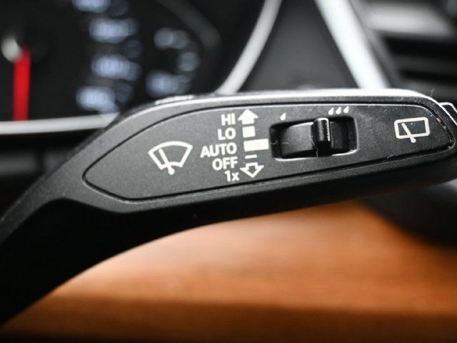2022 Audi Q5 S line Premium 45 TFSI quattro - 23092583 - 30