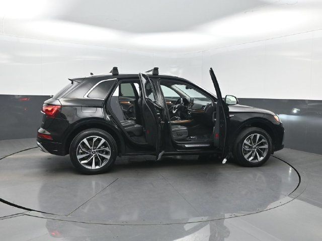 2022 Audi Q5 S line Premium 45 TFSI quattro - 23092583 - 42