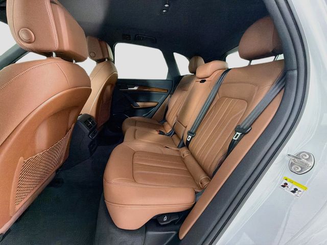 2022 Audi Q5 S line Premium 45 TFSI quattro - 23063499 - 21