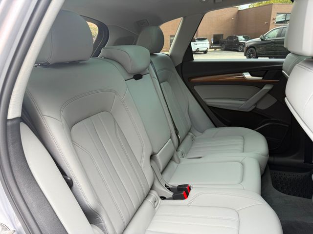 2022 Audi Q5 S line Premium Plus 45 TFSI quattro - 22913079 - 32