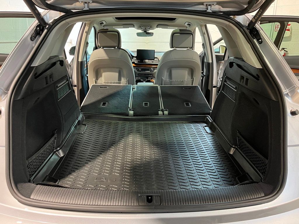 2022 Audi Q5 S line Premium Plus 45 TFSI photo 30