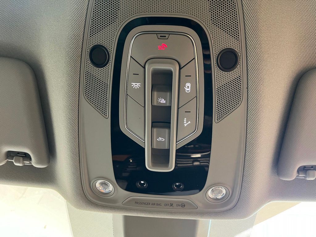 2022 Audi Q5 S line Premium Plus 45 TFSI photo 38