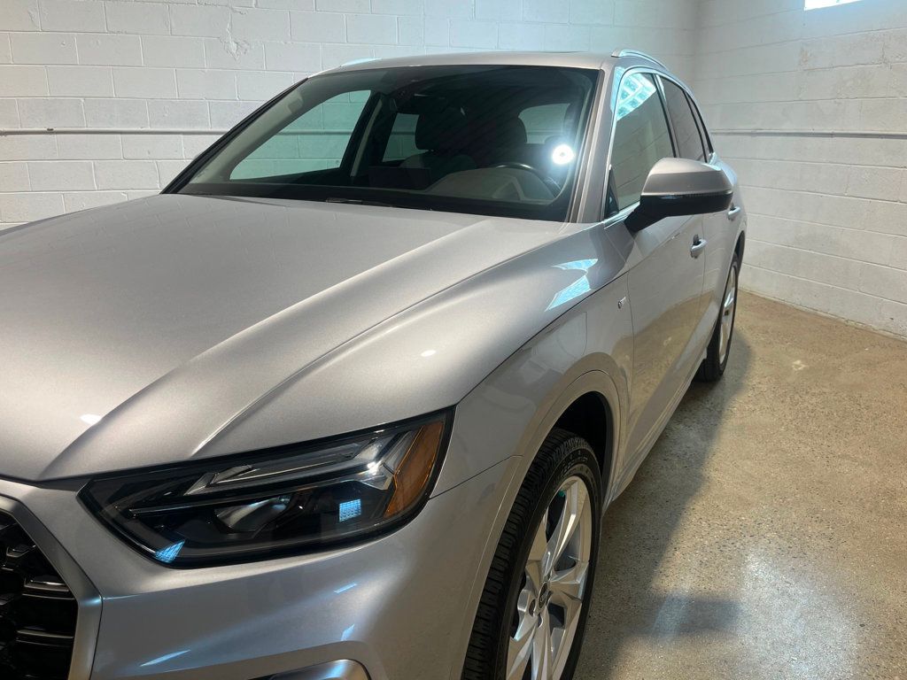 2022 Audi Q5 S line Premium Plus 45 TFSI photo 5