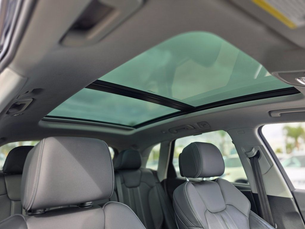 2022 Audi Q5 S line Premium Plus 45 TFSI quattro - 22975733 - 10