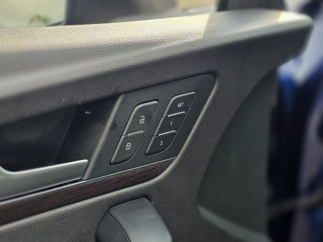 2022 Audi Q5 S line Premium Plus 45 TFSI quattro - 22975733 - 25